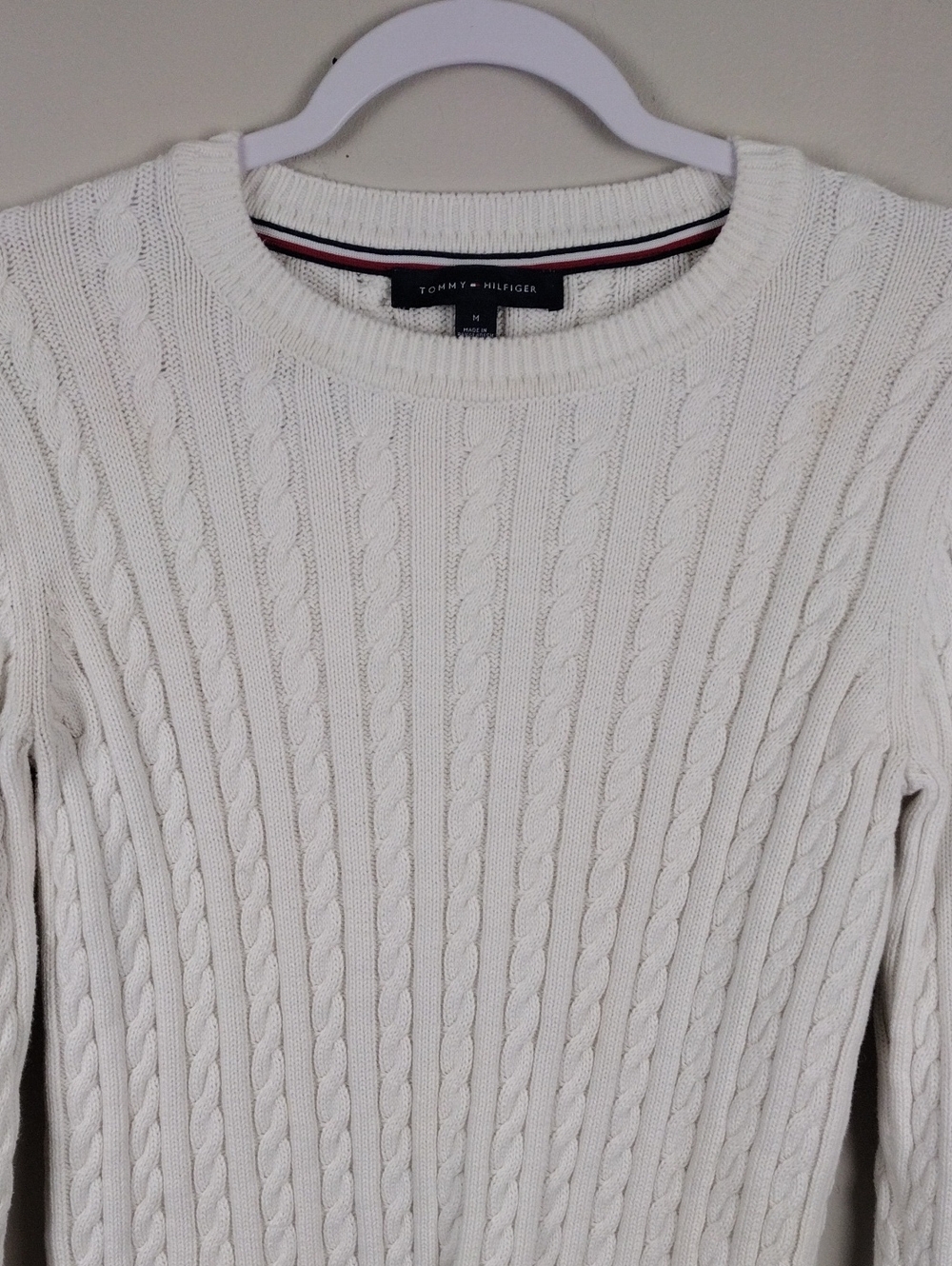 Tommy Hilfiger White Cable Knit Navy Striped Hem Crewneck Long Sleeve Sweater - Picture 2 of 12